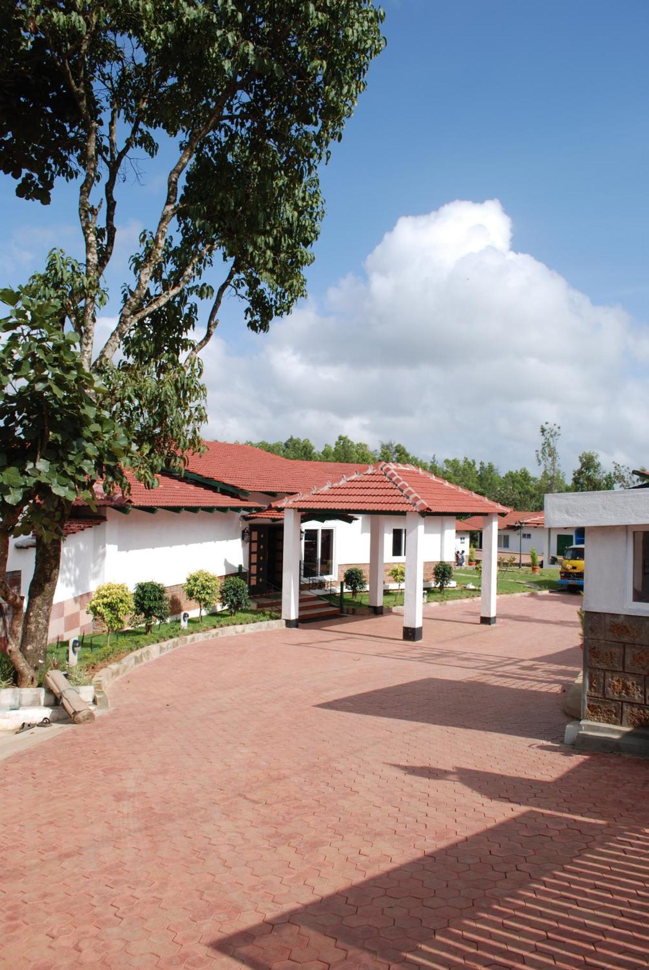 Eka Resort Hassan Exterior photo