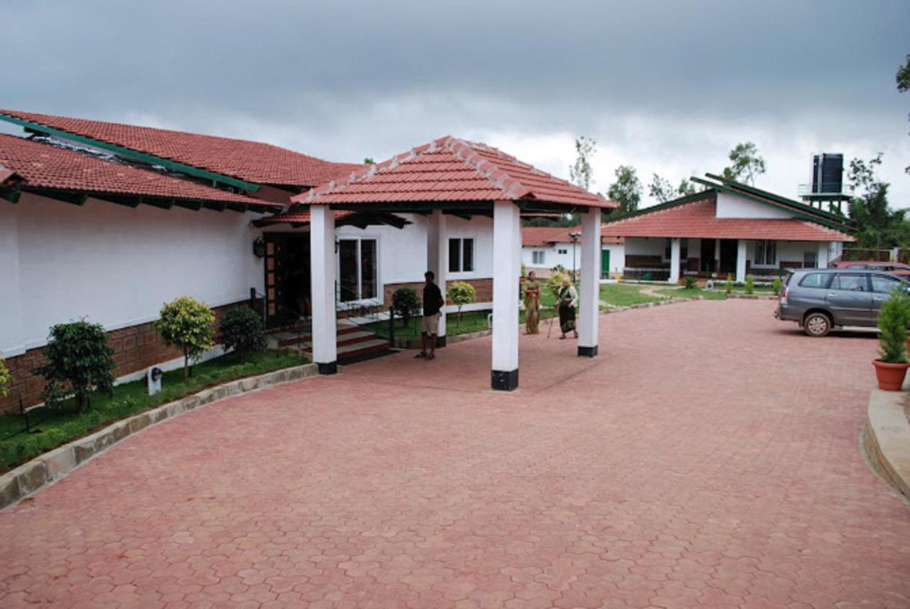 Eka Resort Hassan Exterior photo