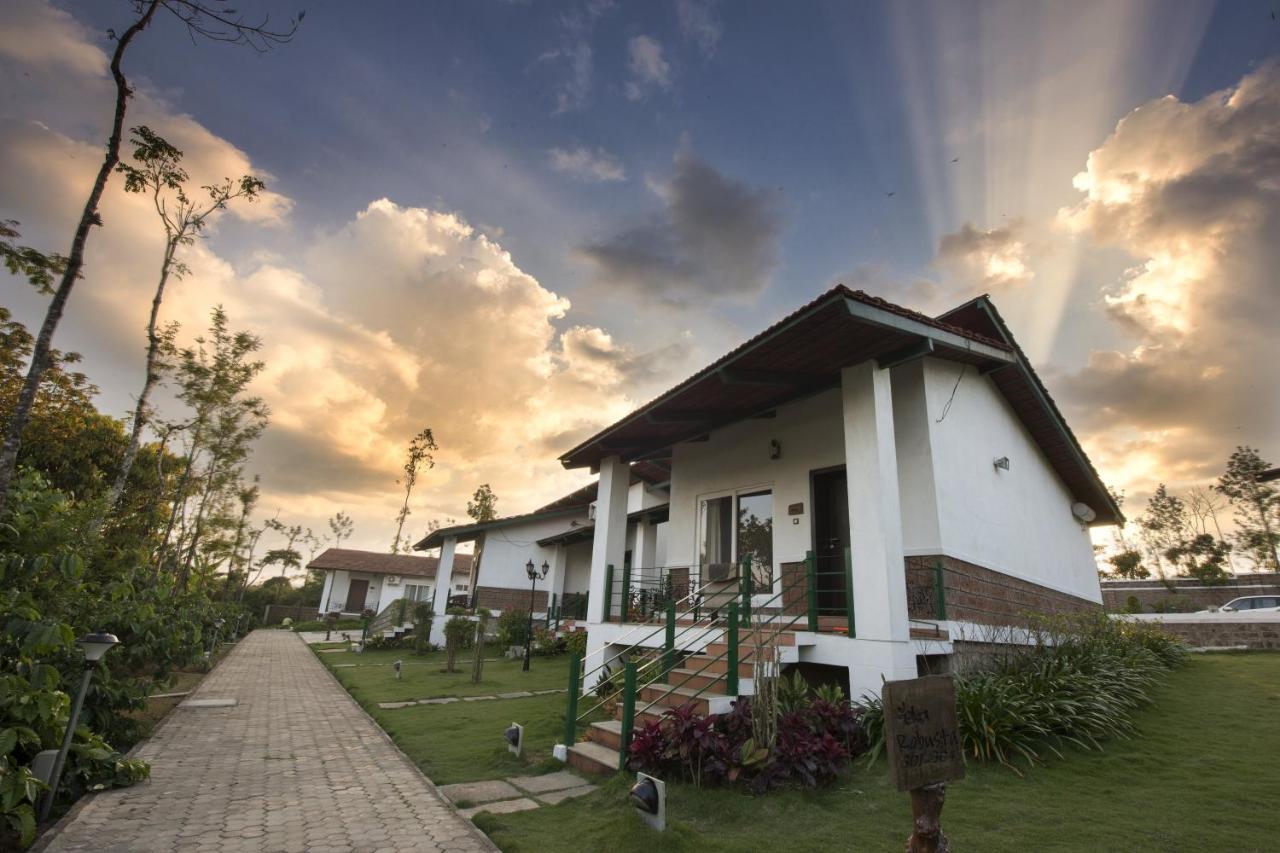 Eka Resort Hassan Exterior photo